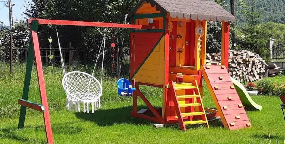 בית הארחה ואמה 	Casa Cu Pitici מראה חיצוני תמונה